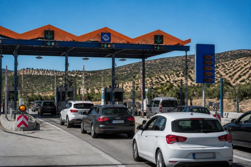 découvrez les tarifs des péages en espagne pour mieux préparer votre prochain road trip. astuces et conseils pour anticiper vos dépenses sur les routes espagnoles.