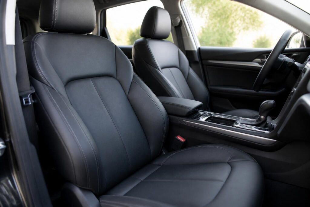 découvrez comment choisir une housse siège pour voiture alliant confort et durabilité, pour protéger efficacement vos sièges tout en améliorant votre expérience de conduite.