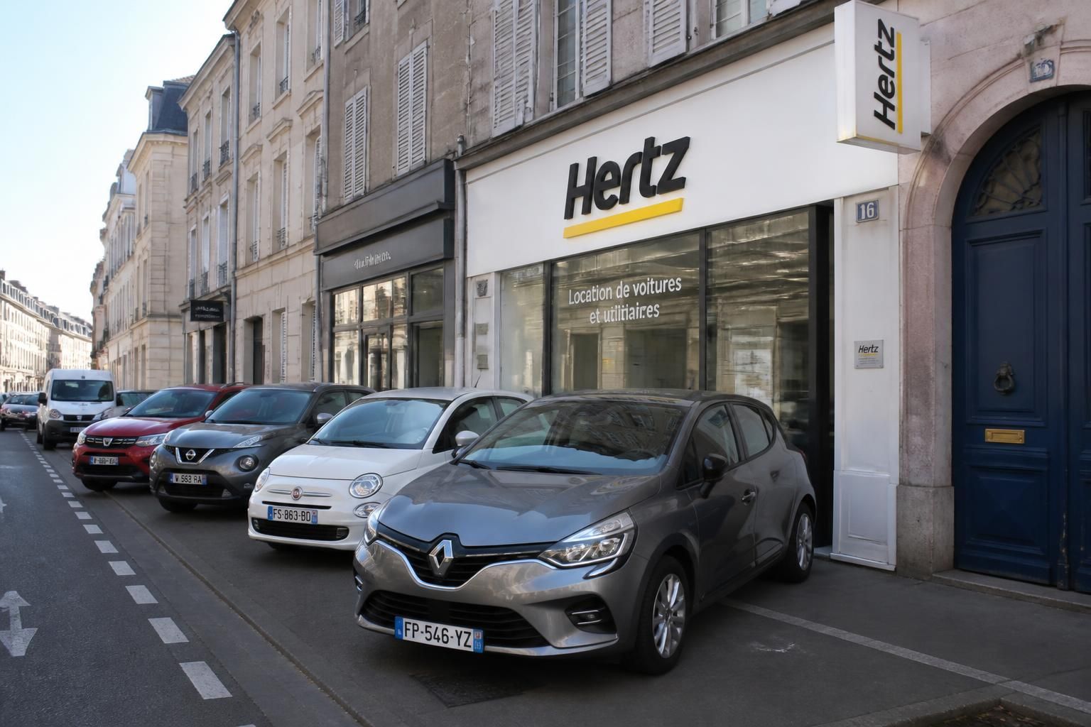 découvrez les meilleures agences de location de voiture à châteauroux offrant un excellent rapport qualité-prix. comparez les offres pour trouver la location idéale selon vos besoins et votre budget.